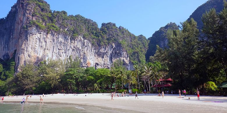 Mabuk "Vitamin Sea" di Krabi Mabuk "Vitamin Sea" di Krabi video viral info traveling info teknologi info seks info properti info kuliner info kesehatan foto viral berita ekonomi