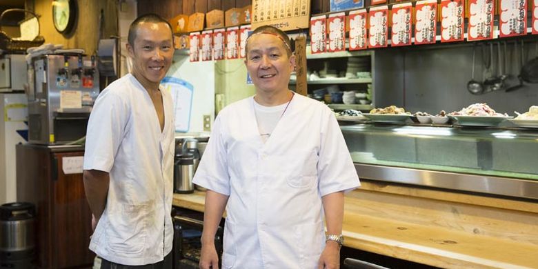 Restoran Yanagi-bashi Kadoju, dekat Stasiun Nagoya, Jepang yang tahun ini genap berusia 70 tahun kadang didatangi oleh banyak pesumo saat musim pertandingan di Arena Nagoya.