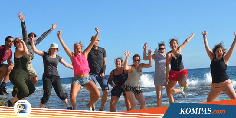 Berjemurlah di Pantai Liang Mbala, Flores, Rasakan Sensasinya...