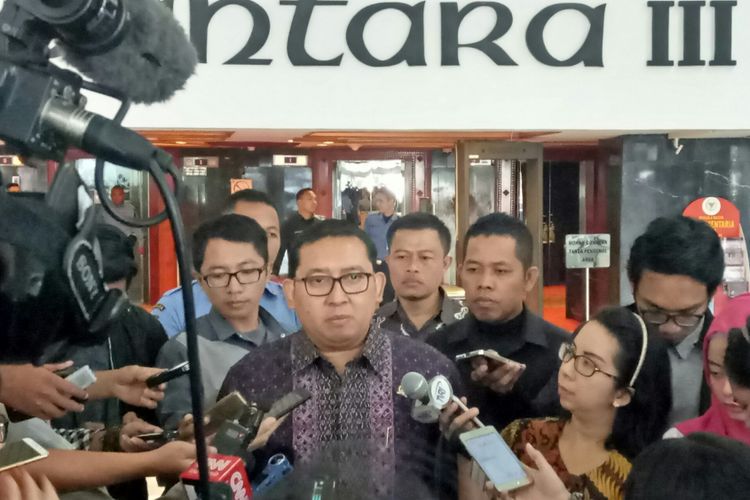 Wakil Ketua DPR Fadli Zon di Kompleks Parlemen, Senayan, Jakarta