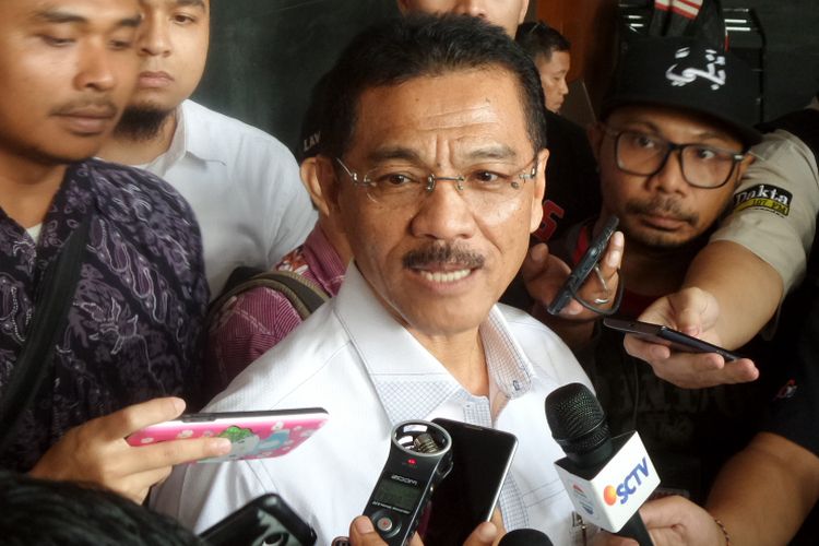Mantan Menteri Dalam Negeri, Gamawan Fauzi, di Pengadilan Tipikor Jakarta, Senin (9/10/2017).