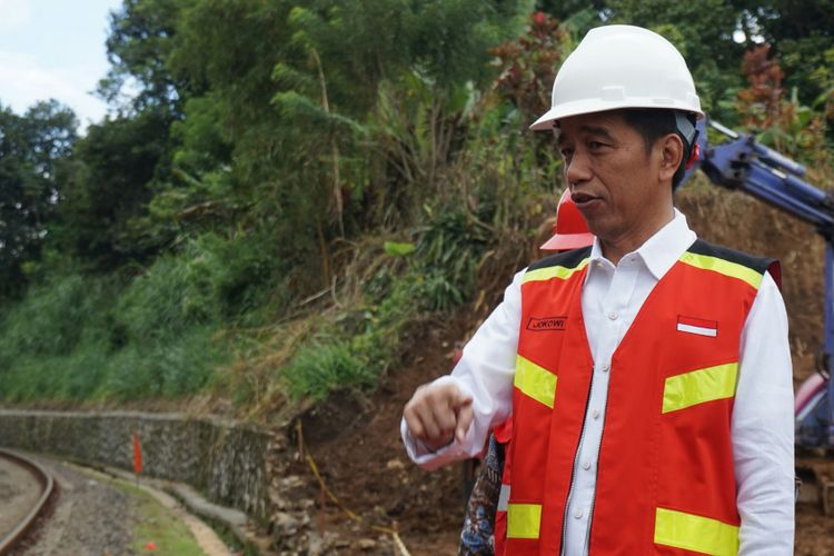 http://assets.kompas.com/crop/79x0:922x562/750x500/data/photo/2017/12/15/1970952378.jpg