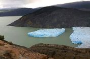 Kasus Langka, Gunung Es di Chile Putus Dari Gletsernya
