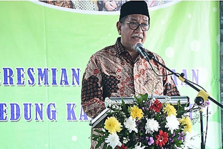  Pemerintah Provinsi Jawa Barat berharap wilayahnya menjadi pusat industri keuangan di Indonesia. Jawa Barat memiliki jumlah penduduk muslim lebih dari 40 juta orang yang merupakan potensi pasar luar biasa bagi industri keuangan syariah.
