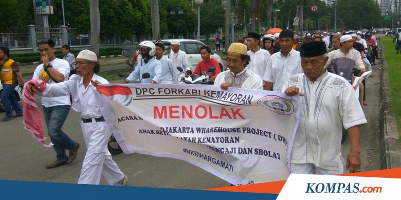 Minta DWP Dibubarkan, Massa Berunjuk Rasa di Depan JI EXPO