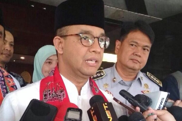 Anies: Gaji Camat di Jakarta Lebih Tinggi dari Gaji Ketua KPK DKI Anies: Gaji Camat di Jakarta Lebih Tinggi dari Gaji Ketua KPK DKI