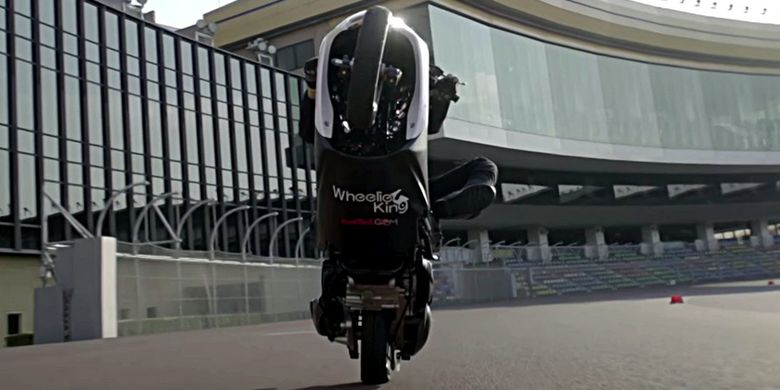 Tempuh jarak 500 km dengan satu roda.