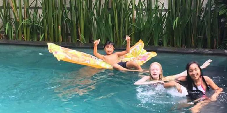 Kolam renang di Juada Garden Vila Seminyak, Bali.
