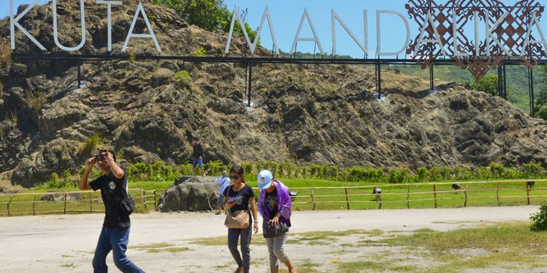 Sekeping Surga di Mandalika Sekeping Surga di Mandalika video viral info traveling info teknologi info seks info properti info kuliner info kesehatan foto viral berita ekonomi