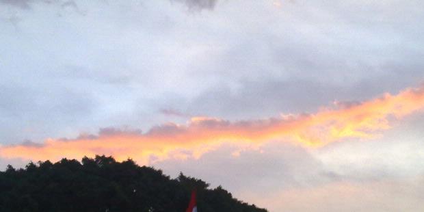 Awan Naga di Langit Papua, Pertanda Apa?