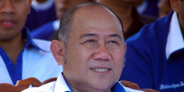 Nachrowi Jangan Terlalu Percaya Diri