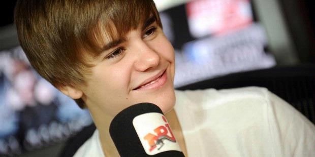 Justin Bieber: Indonesia, I See You, I Love U [ www.BlogApaAja.com ]
