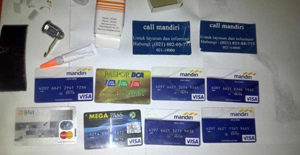 Pembobol ATM dengan Lem Ditangkap 
