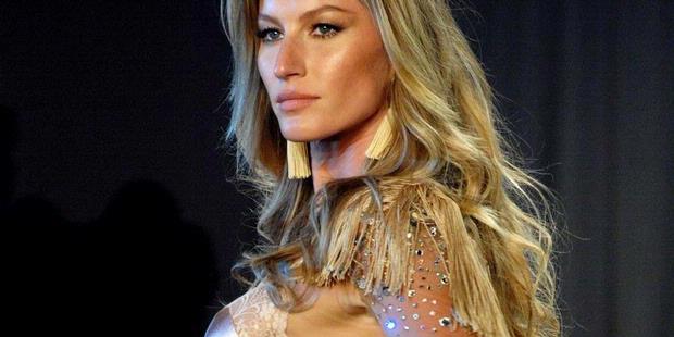 Gisele Bundchen Pictures Gisele Bundchen Pictures