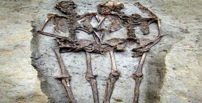kerangka, fosil sepasang kekasih 1500 tahun