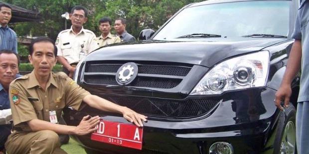 Gambar-Gambar Mobil Kiat Esemka Rajawali Jokowi