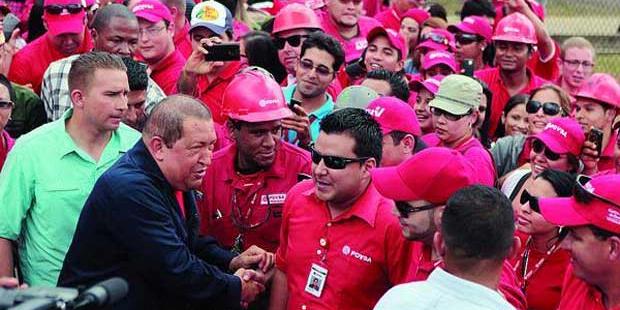 Hugo Chavez bak Tak Terbendung