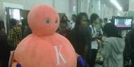 Foto dengan Orange Dotterz Berhadiah Ponsel Android