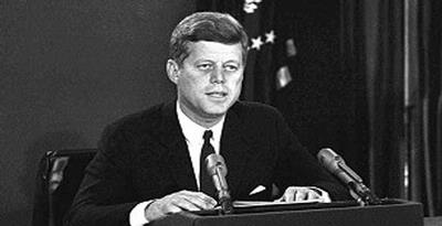 Kekasih Gelap JFK Menulis Buku