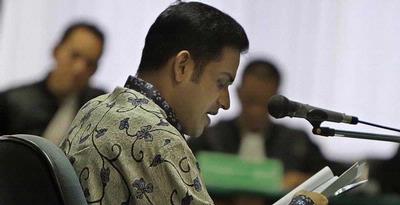 KPK Periksa Nazaruddin Terkait Angelina