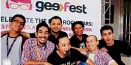 "Geek, Nerd, Freak" Apa Lagi?