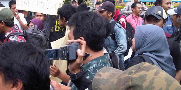 Wartawan Demo Kekerasan oleh Oknum Marinir