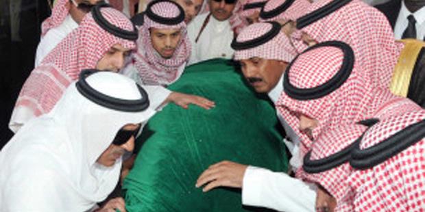 Putra Mahkota Arab Saudi Dimakamkan 