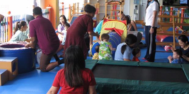 Pacu Kecerdasan Anak dengan Bermain