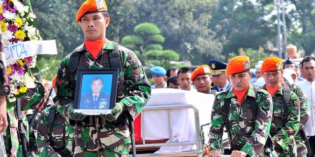 Berita Foto: Pemakaman Kapten Agus Supriyadi