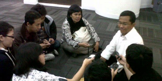 Dahlan Iskan Beri THR dari Kocek Pribadi