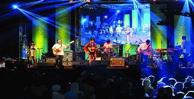 Mengisi Ramadhan, Iktikaf hingga Musik Jazz