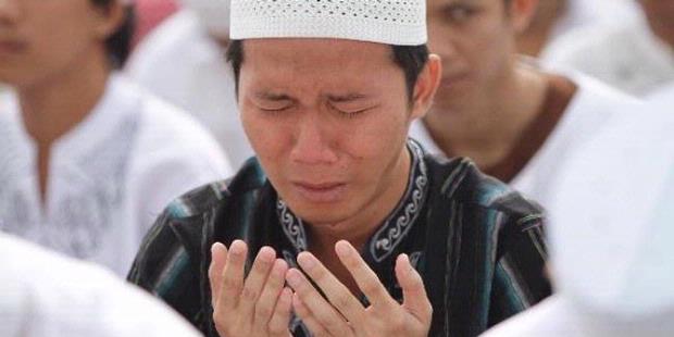 Imam Tak Penuhi Kriteria, Shalat Sah?