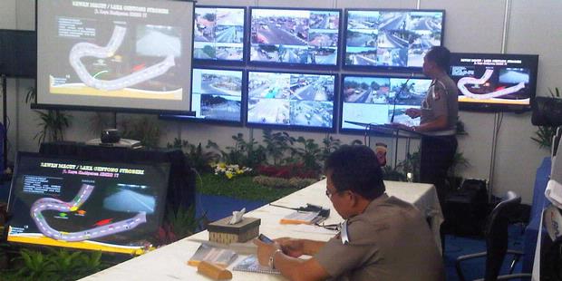 Arus Mudik Keluar Cikampek Menurun