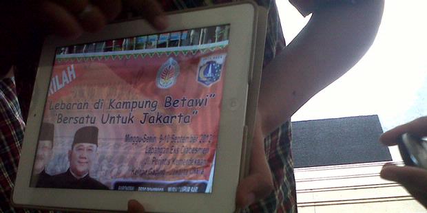 Tim Jakarta Baru Tuding Spanduk Foke-Nara Gunakan Dana APBD