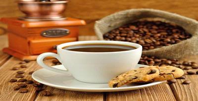 Kopi mengandung kafein  yang jika dikonsumsi berlebihan akan memberi efek negatif terhadap kesehatan