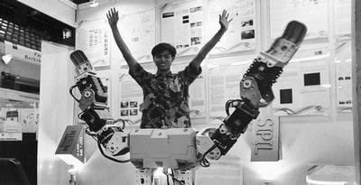 Cita-citanya, Robot Imitabot Bisa 'Ngajar' Tari Tradisional