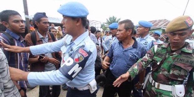 Tolak Kekerasan, Wartawan Unjuk Rasa di Depan Istana 