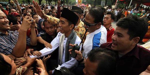 Jokowi Diperlihatkan 14 Desain Seragam Betawi