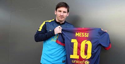 KOMPAS bola - Barca Nyaris Pinjamkan Messi ke PSV