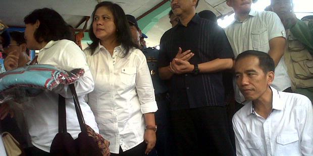 Sembako Jokowi untuk Nelayan Kamal Muara