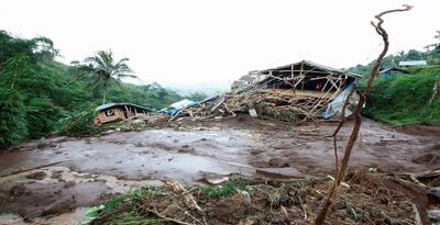 Longsor Besar di Agam, Belasan Warga Diduga Masih Tertimbun
