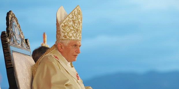 Profil Paus Benediktus XVI (3)