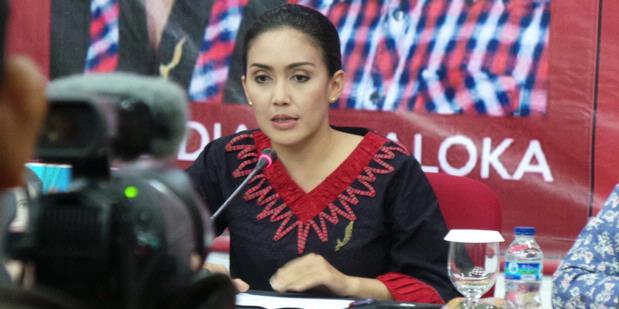 Rieke Jadi "Runner Up" karena "Jokowi Effect"