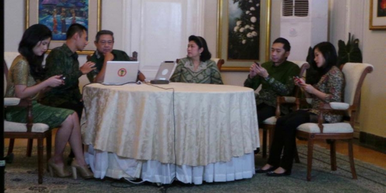 Di Twitter, SBY Pastikan Harga BBM Naik