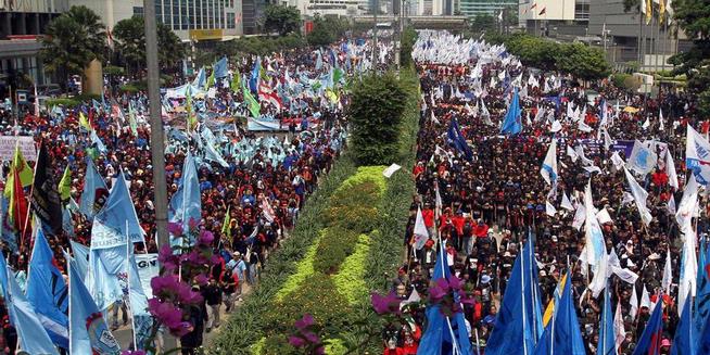 Demo Buruh di Istana Berubah Jadi Panggung Hiburan