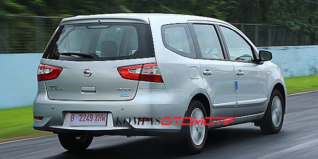 Review nissan grand livina 2013 indonesia #7