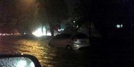 Selain Ferarri, Sedan Ford Fiesta Juga Mogok Terjebak Banjir