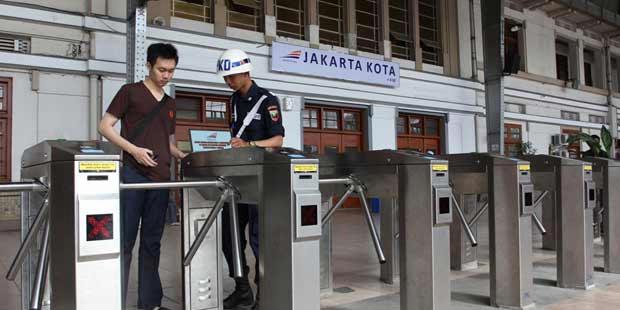 Mudahnya Perjalanan Kereta dengan E-ticketing