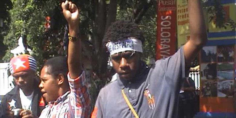 Demonstrasi Mahasiswa Papua di Solo, (Kompas)