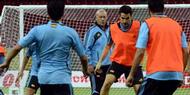 Kondisi Cesc dan Soldado Meragukan